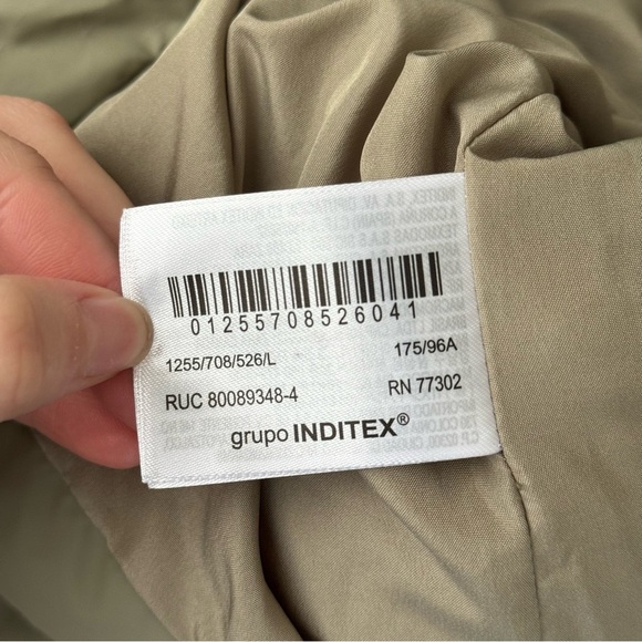 ZARA Green Fitted Hooded Puffer Jacket - Picture 7 of 8